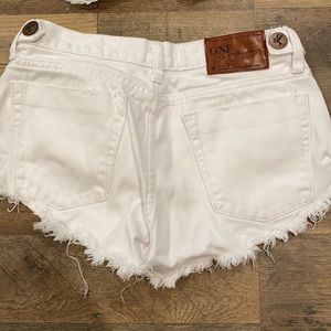 One teaspoon shorts